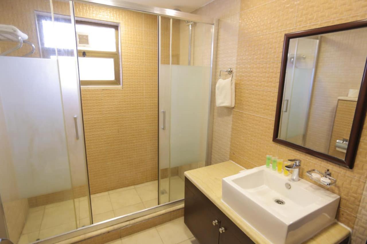 Lancaster Hotel Apartments Dahiet Alrasheed Amman Exterior foto