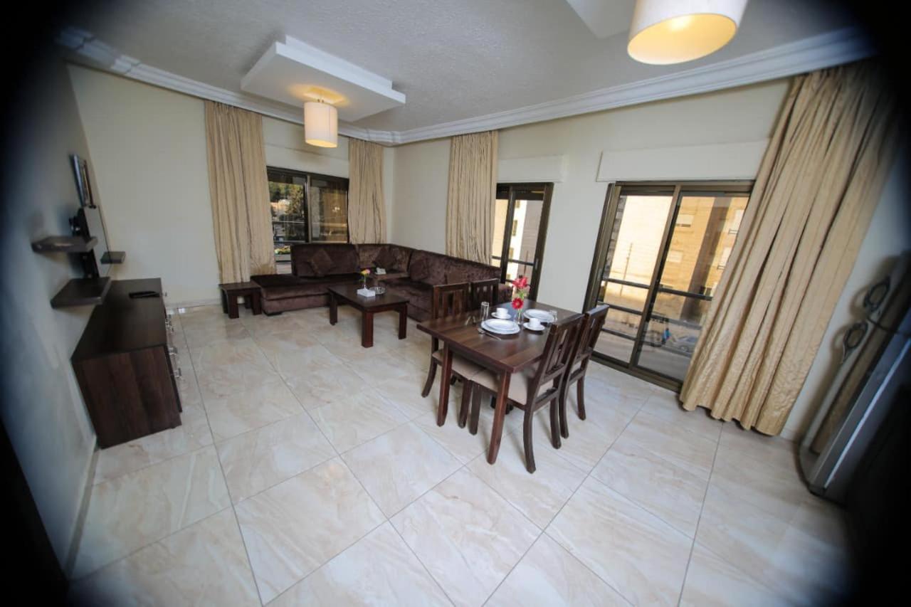 Lancaster Hotel Apartments Dahiet Alrasheed Amman Exterior foto
